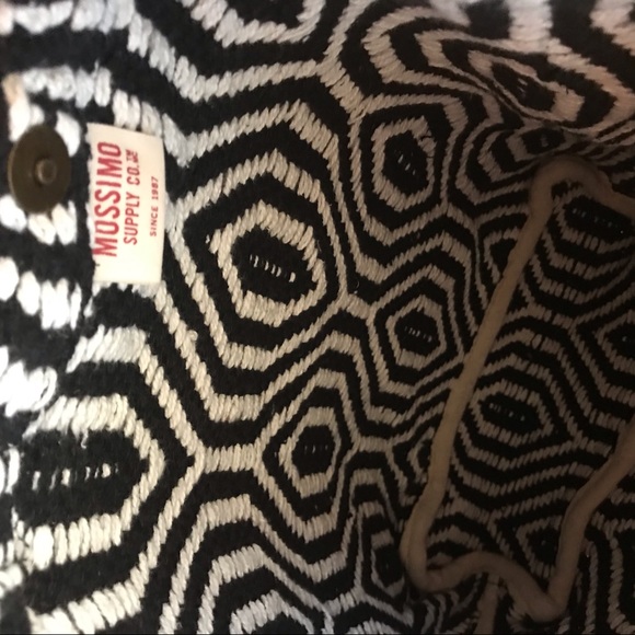 Bohemian Geometric Black/White Tote - Picture 2 of 8